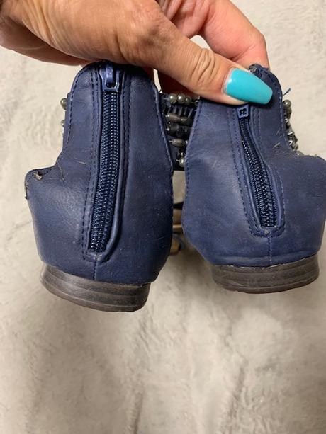 Modré sandálky s korálkami a vzadu na zips, 40