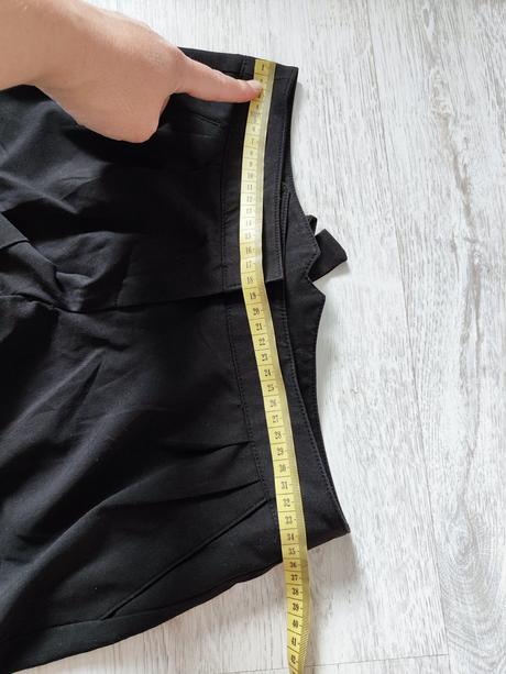 Elegantné kraťase xxs, terranova,xs