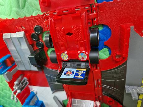 26de_mc queen truk rozkladaci, 