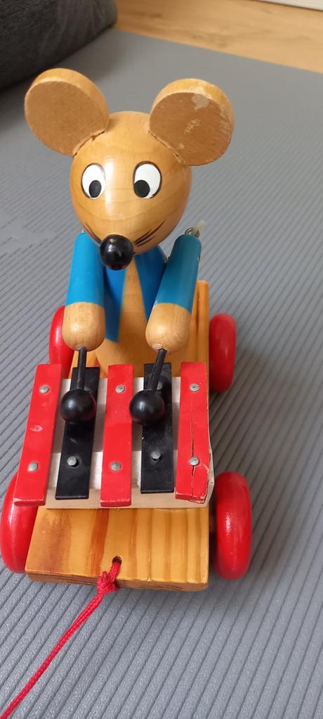 Drevena myš, 
