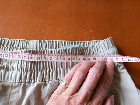 Krémové nohavice - kapsáče, h&m,s