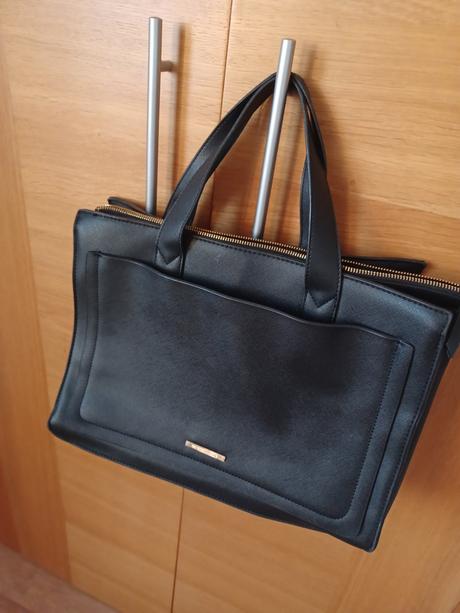 Kabelka atmosphere, atmosphere