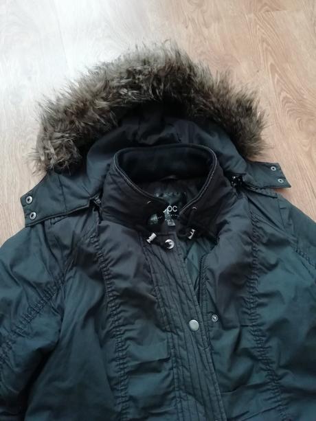 Tehotenská bunda, 40