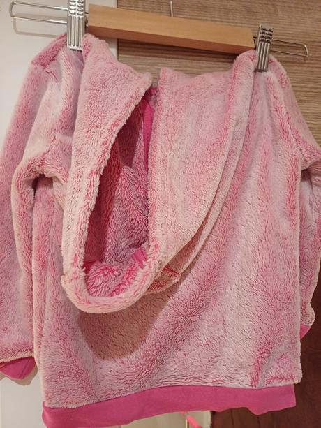 Huňatá mikina s kapucňou 86, ergee,86