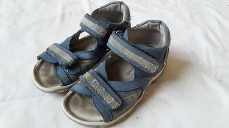Kvalitné sandálky, protetika,29