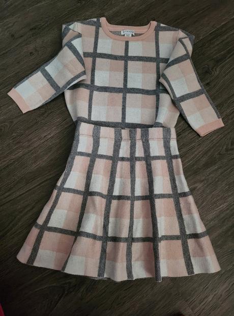Upletovy set 116/122, primark,122