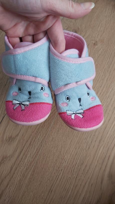 Papucky, deichmann,23