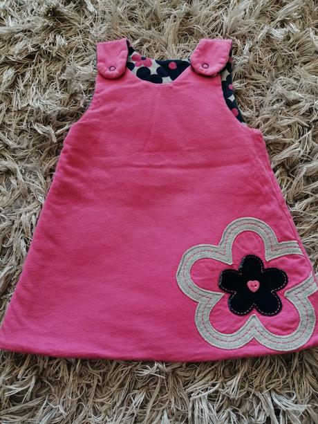 Obojstranné hrubšie šaty, 74