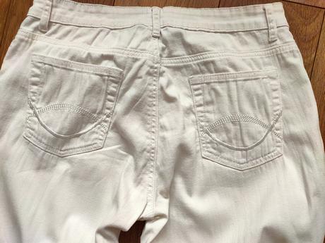 Dámske biele rifle, 40