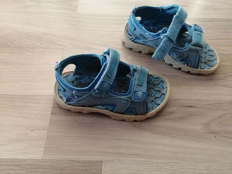 Pohodlne sandalky, 26