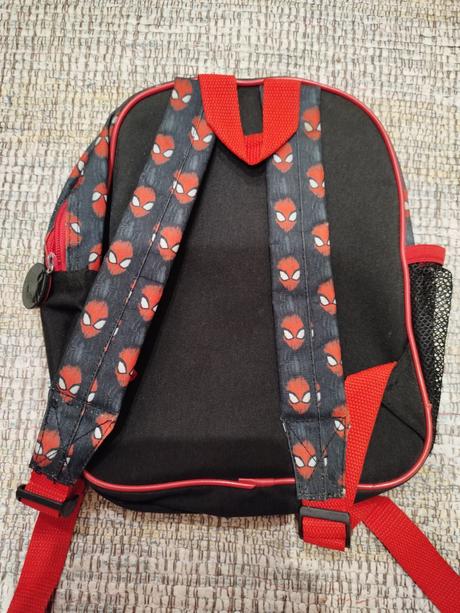Spiderman ruksacik,