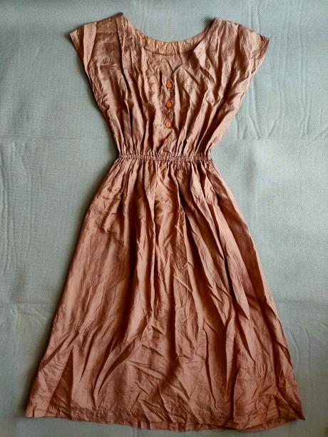 Hnedé vzdušné letné šaty, 38