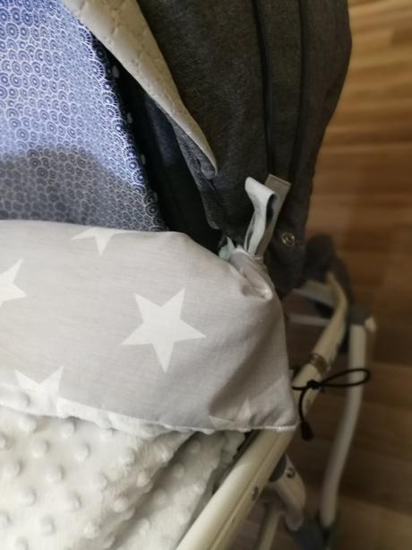 Nepadacia deka na kočík, 