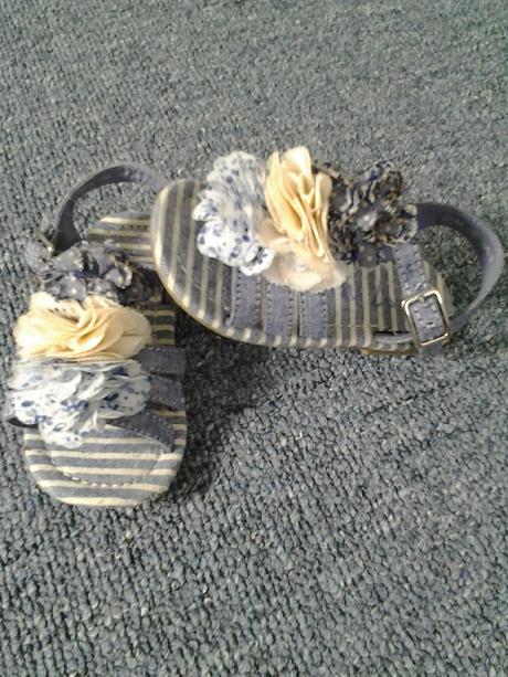 Sandalky s kvietockami, next,21