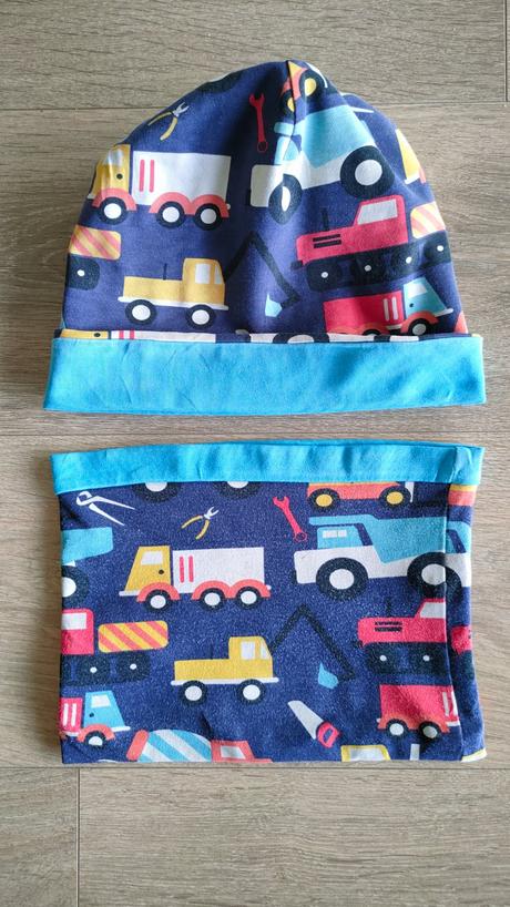 Obojstranná detská súprava čiapka + nákrčník, 116