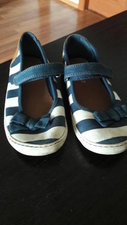 Balerínky s pevnou podrážkou, 30