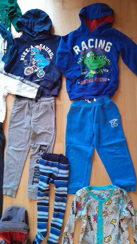 Balík oblečenia chlapec 110, 