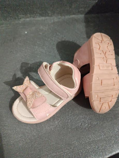 Sandálky, cupcake,21