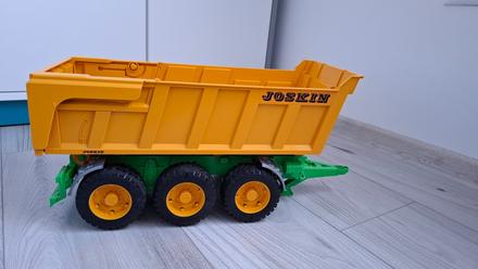 Bruder sklápacia vlečka joskin, 