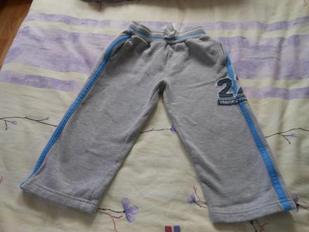 Šedé tepláčiky track&field 92, track&field,92