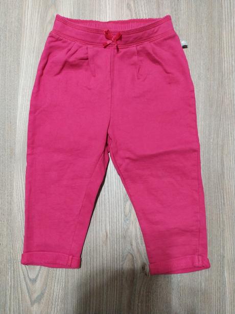 Super tepláčky, 86