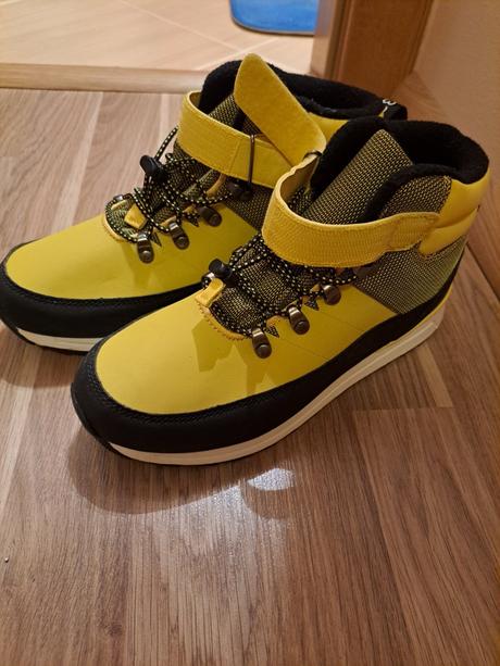 Jesenne topanky vyssie-c.38, reserved,38