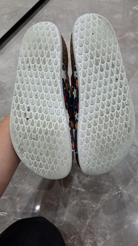 Papuce do skoly, protetika,36