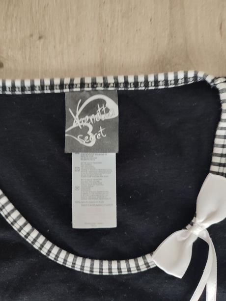 Tričko so psíkom, vienetta secret,m