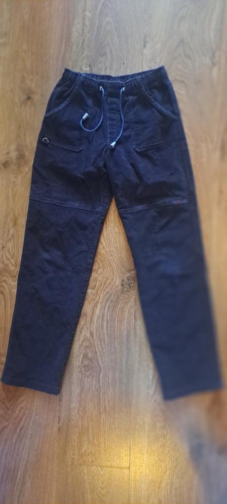 Menčestráky, v. 152, modelko,152