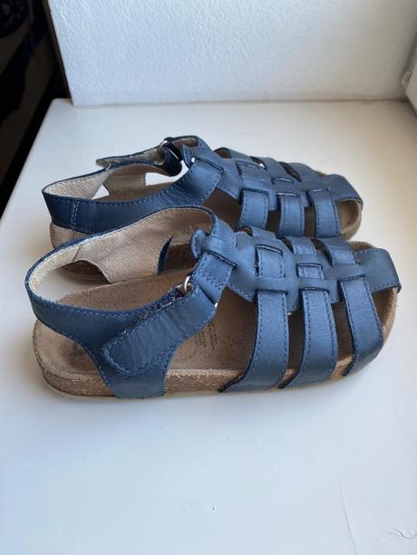 Chlapčenské sandále, 29