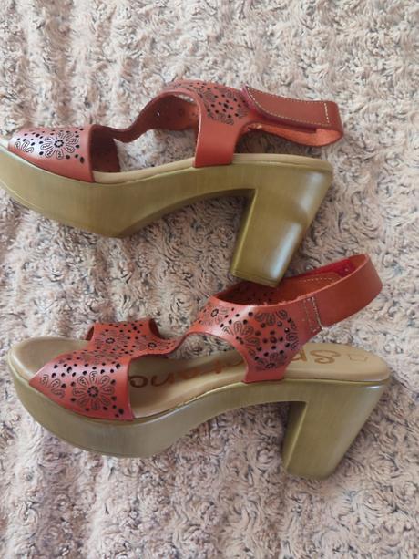 Kožené sandálky, 39