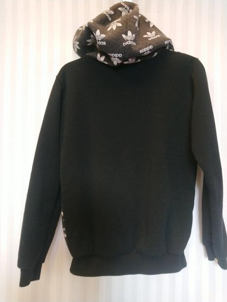 Dámska sivo čierna klokanka s bielym motívom, m, m