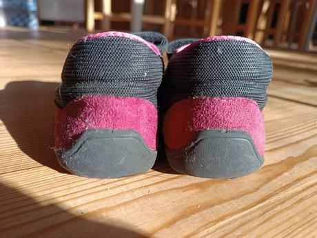 Bar3foot kotnikove topanky s kozou, 27