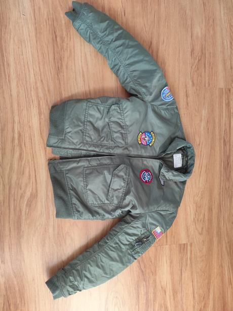 Vetrovka pilotka, 146