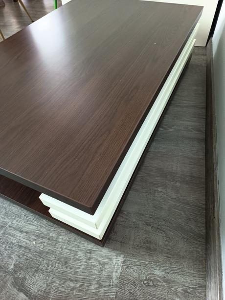 Konferenčný stolik, 