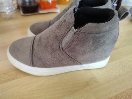 Prechodne topanocky, 31