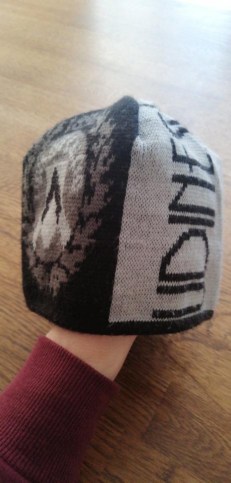 Prechodná až zimná čiapka, 92