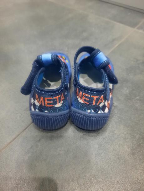 Papucky peon kids, 20
