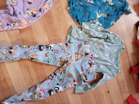 Mix oblečenia, 104–116