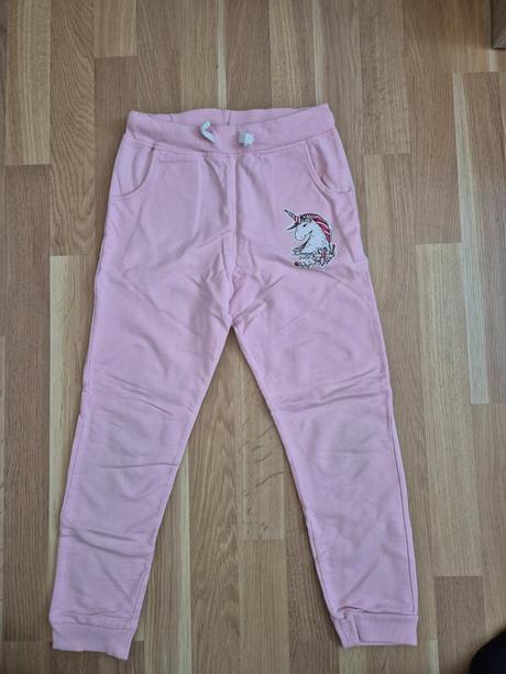 Tepláky, sinsay,134