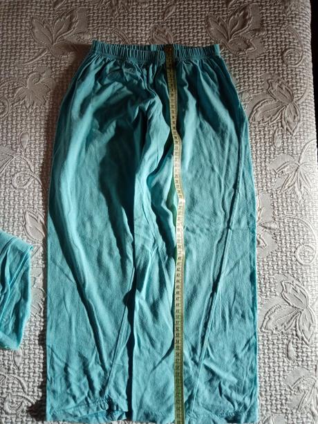 Modré pyžamko s krabíkmi, adams,122