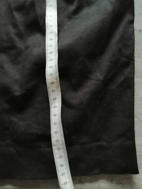 Čierne členité šaty warehouse v40 s kosticami, warehouse,40