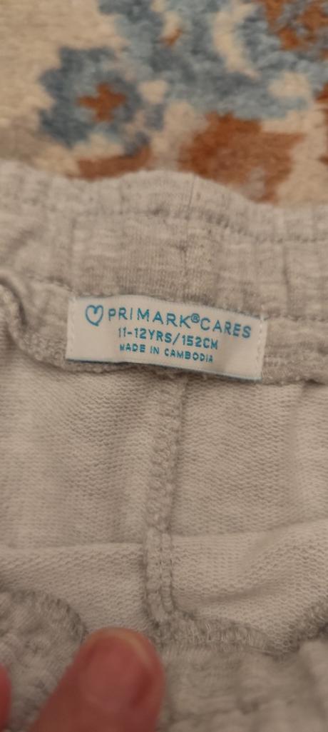 Šortky, primark,152