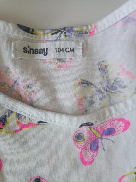 Šaty motýle, sinsay,104