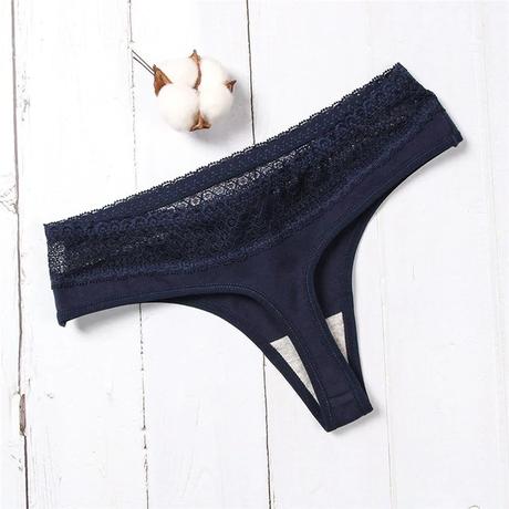 Nohavicky s jemnou cipkou, m