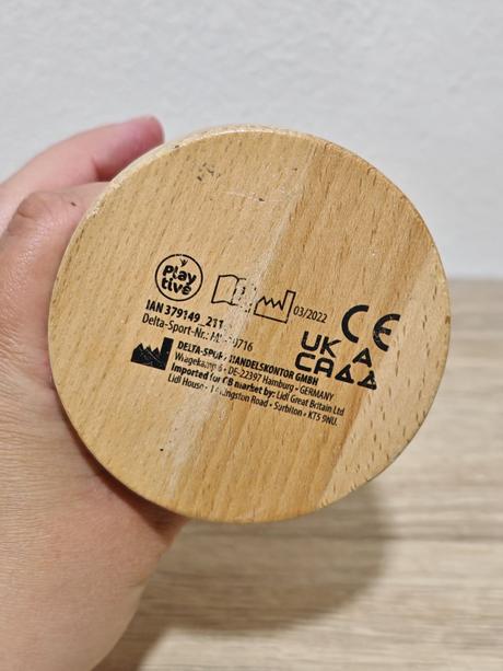 Drevená hračka hlavolam, 