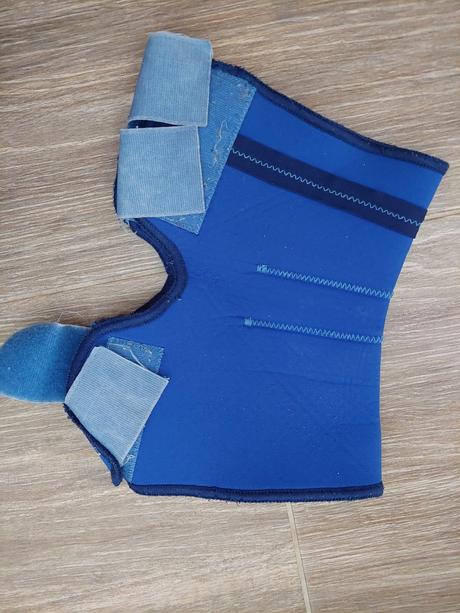 Bandáž na koleno l, 