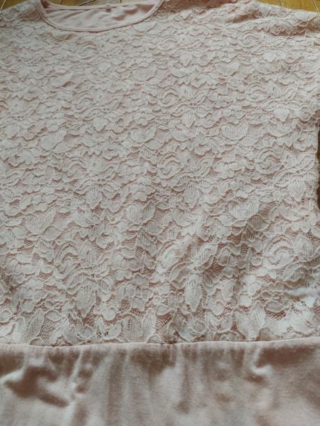 Bledo ružové šaty., 146