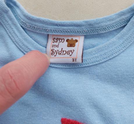 Tricko sam and sydney c.104, 104