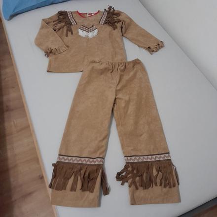 Kostým indián aj s doplnkami (veľkosť 128),
